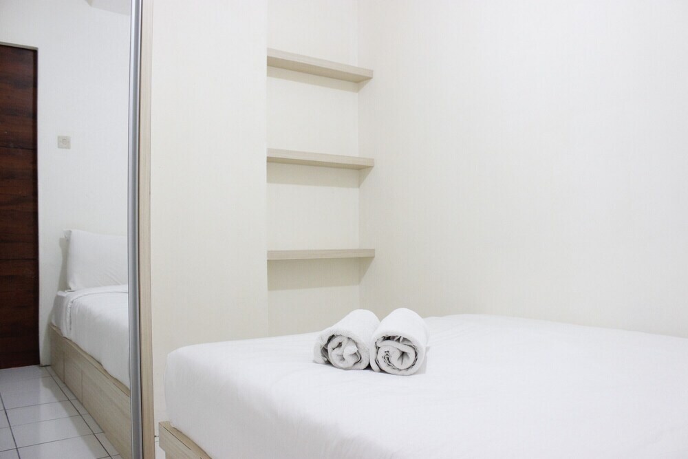 Бандунг: Relaxing 2BR Apartment at Buah Batu Park