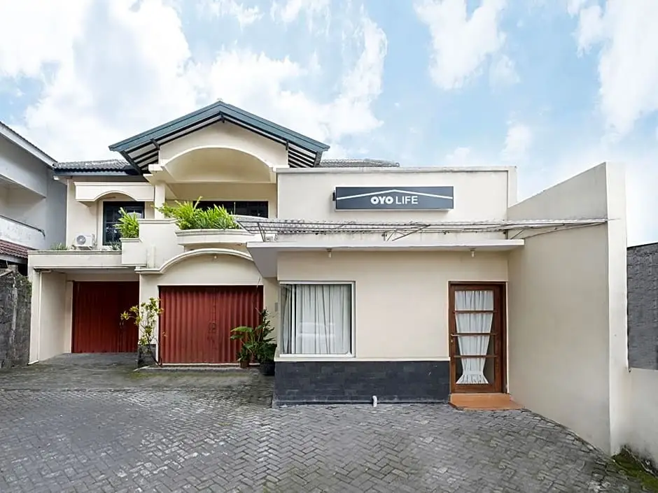 OYO Life 2807 Nusa Indah Kost Putri — фото 1