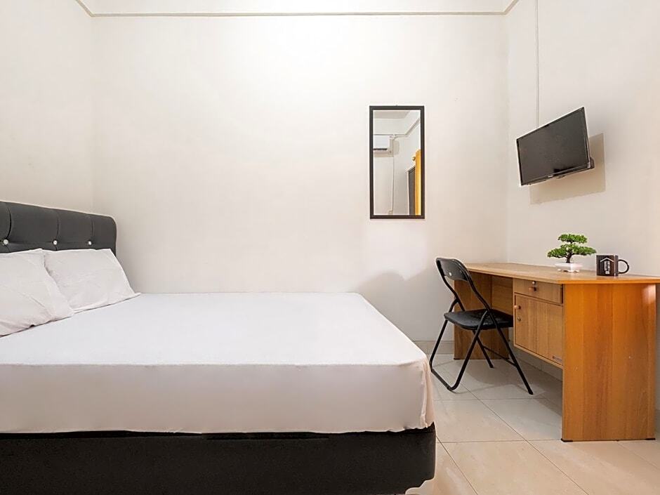 Депок: OYO Life 2807 Nusa Indah Kost Putri
