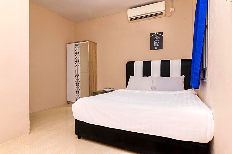 Батам: OYO Life 2579 Kost Anggun 2