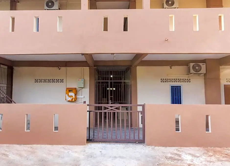 Батам: OYO Life 2579 Kost Anggun 2