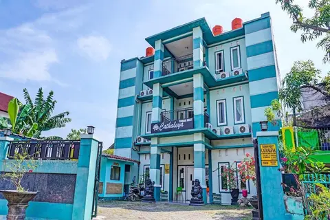 Oyo Life 2676 Cathaleya Homestay Syariah — фото 1