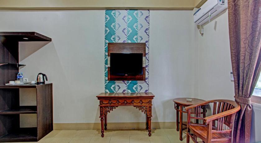 Синкаванг: OYO 3379 Hotel Khatulistiwa