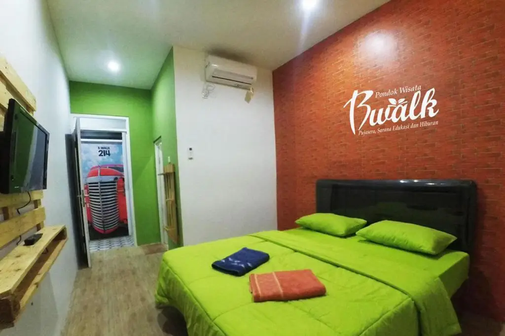 Маланг: OYO 3283 Bwalk Hotel
