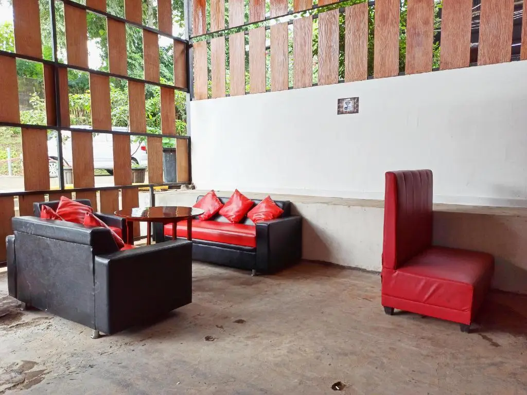 Маланг: OYO 3283 Bwalk Hotel