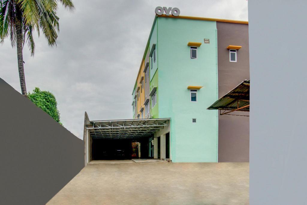 Палембанг: OYO 1035 Patal Residence