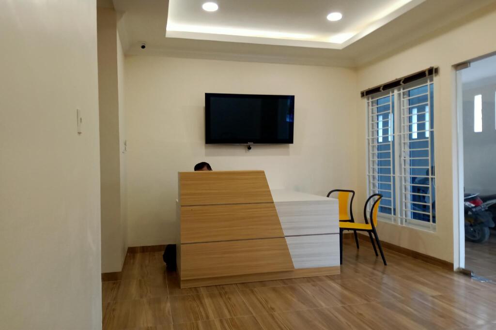 Медан: OYO 3316 Adam Malik Guesthouse Near Stasiun Medan