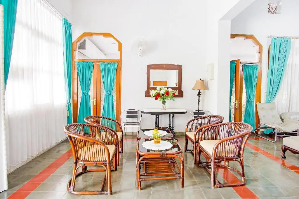 Клатен: OYO 3442 Latifa Hotel