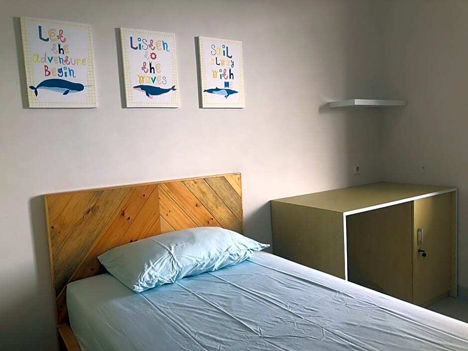 Маланг: OYO Life 3093 Kost Bale Teduh