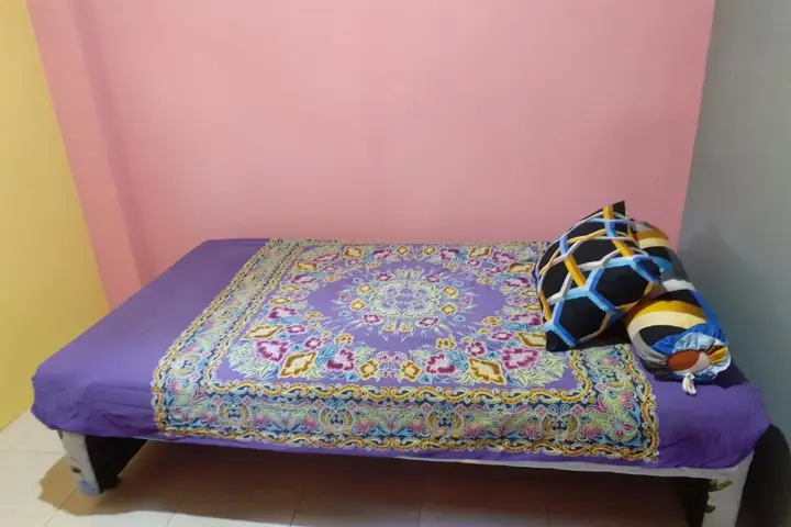 Сурабая: OYO Life 2678 Manyar Guest House