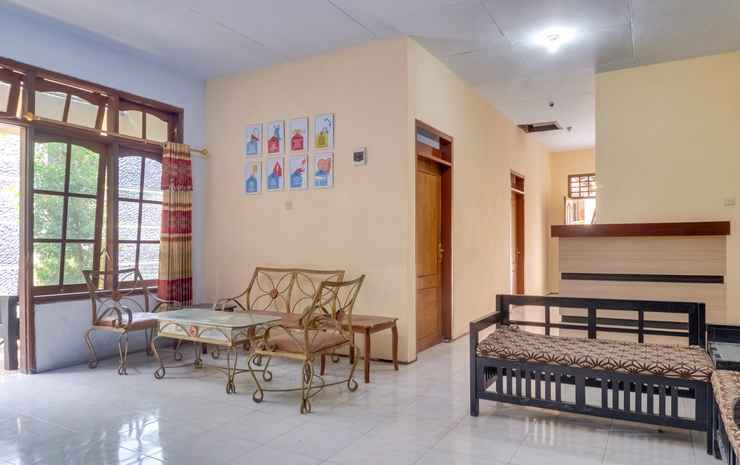 Баньюванги: Oyo Life 2792 Kadoeng Krasan Banyuwangi
