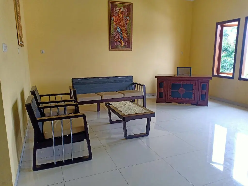 Мадиун: OYO 3516 Kinawa Family Homestay