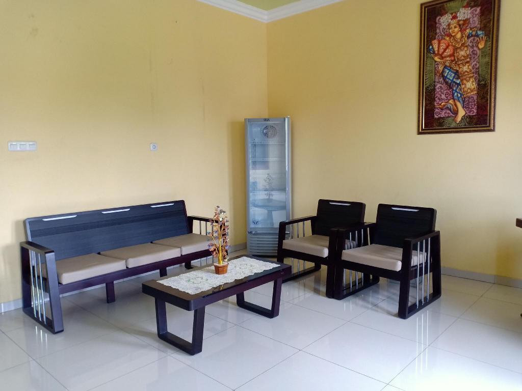 Мадиун: OYO 3516 Kinawa Family Homestay