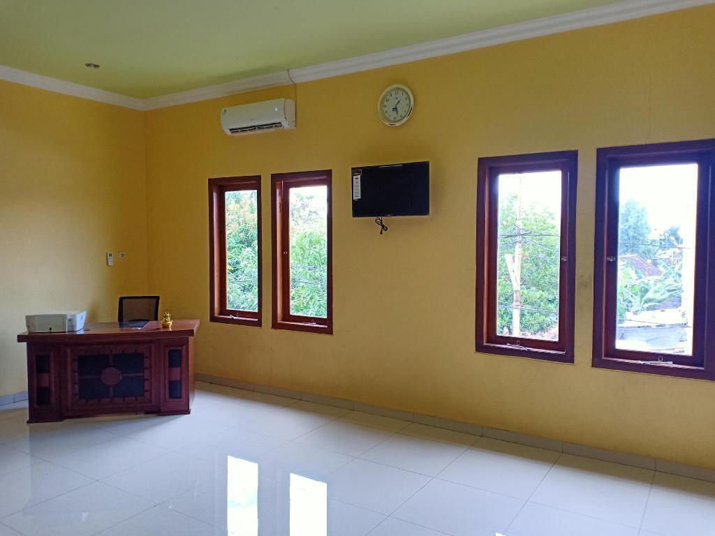 Мадиун: OYO 3516 Kinawa Family Homestay