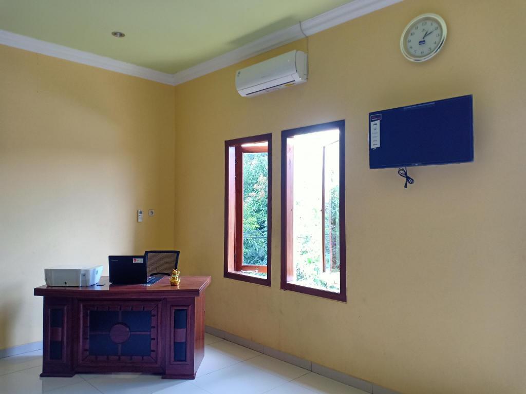 Мадиун: OYO 3516 Kinawa Family Homestay