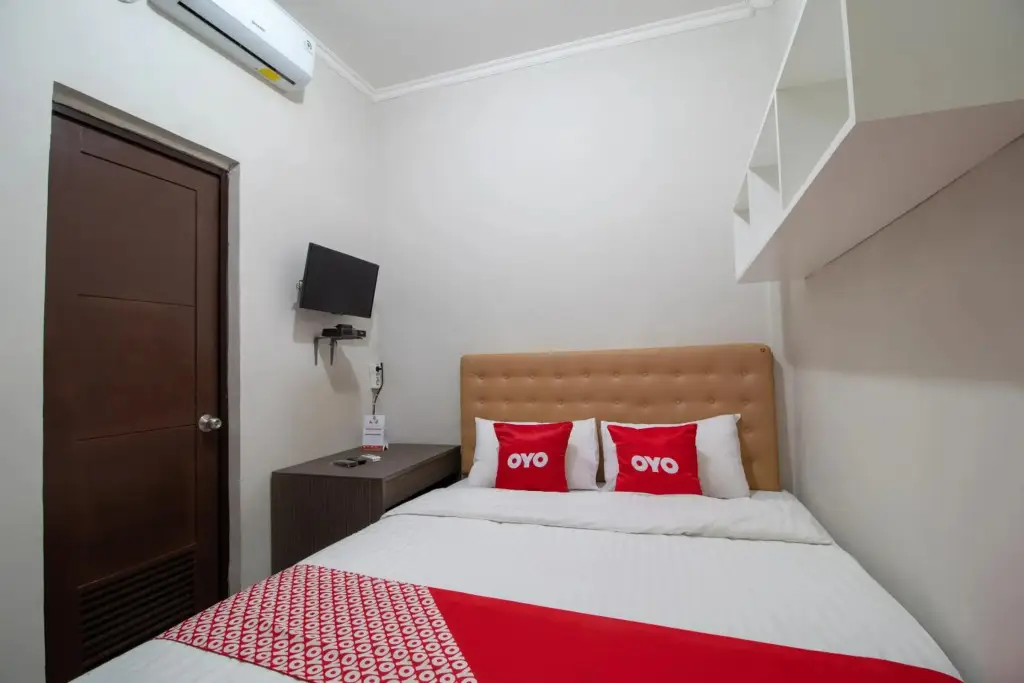 Караванг: OYO 3253 Sofia Residence Syariah
