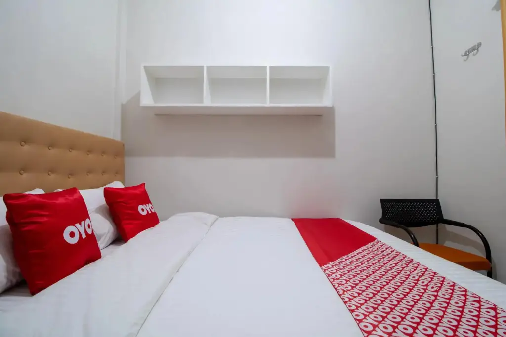 Караванг: OYO 3253 Sofia Residence Syariah