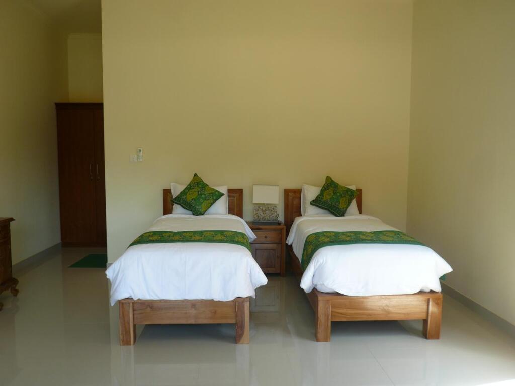 Бунутан: Sukun Babonsay Villas
