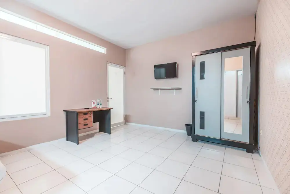 Джакарта: J&B Room Pramuka by Oyo Rooms