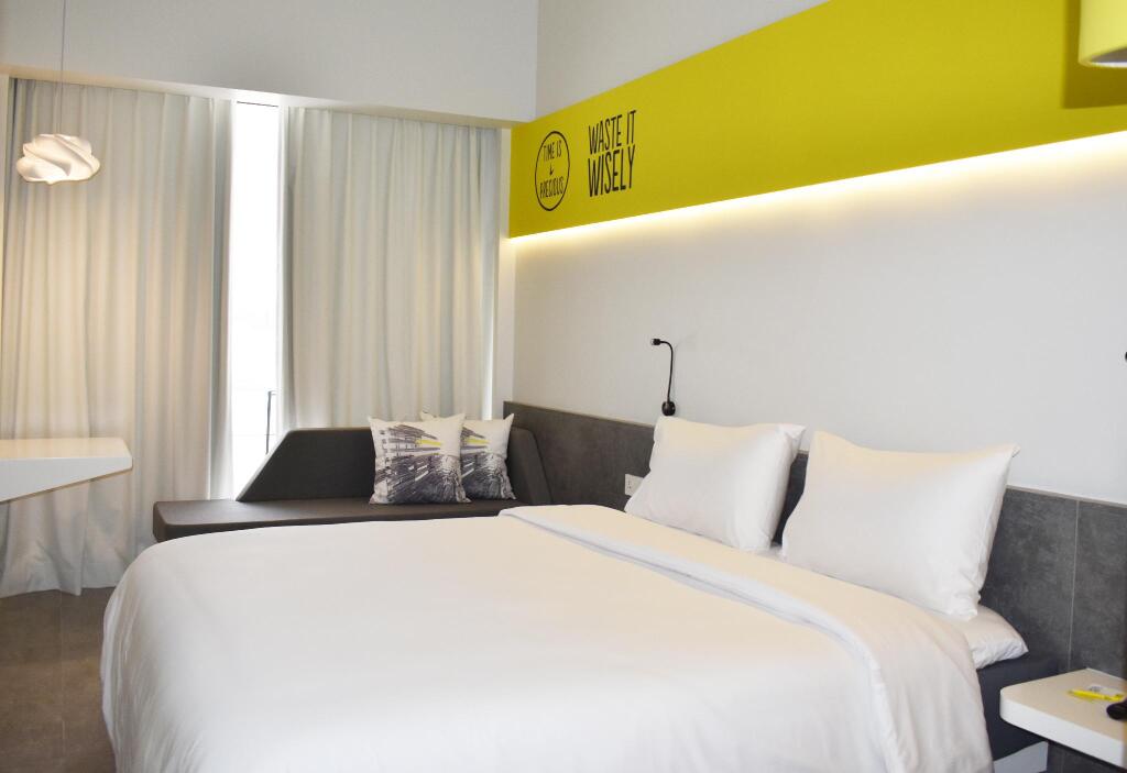 Бандунг: YELLO Hotel Paskal - Bandung