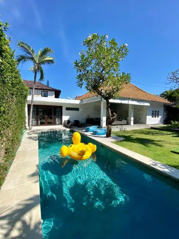 Кута: Villa EMMA | heart of Seminyak | 350m Beach