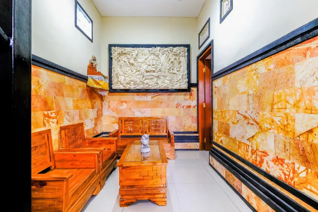 Падангсамбиан: OYO 3771 Kubu Alvian Guest House