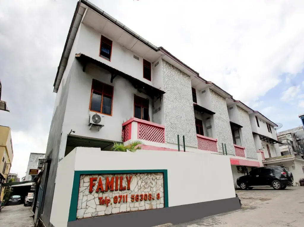 Палембанг: OYO 3872 Wisma Family