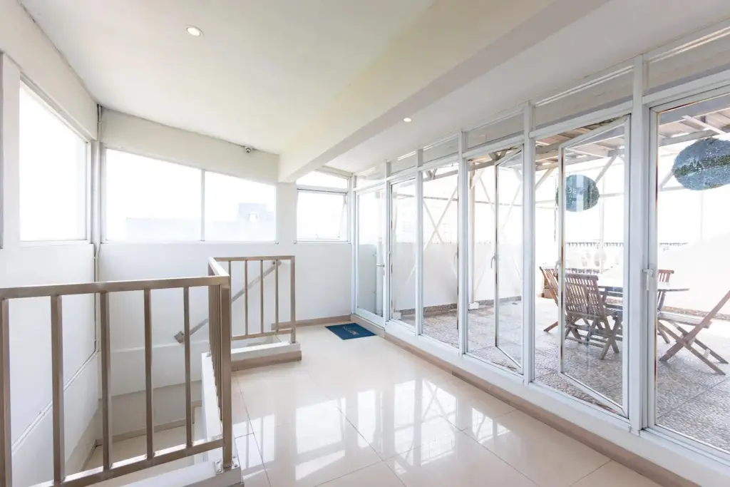 Джакарта: OYO 3735 Liv Hotel