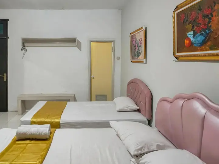 Сурабая: OYO 3823 Lia House
