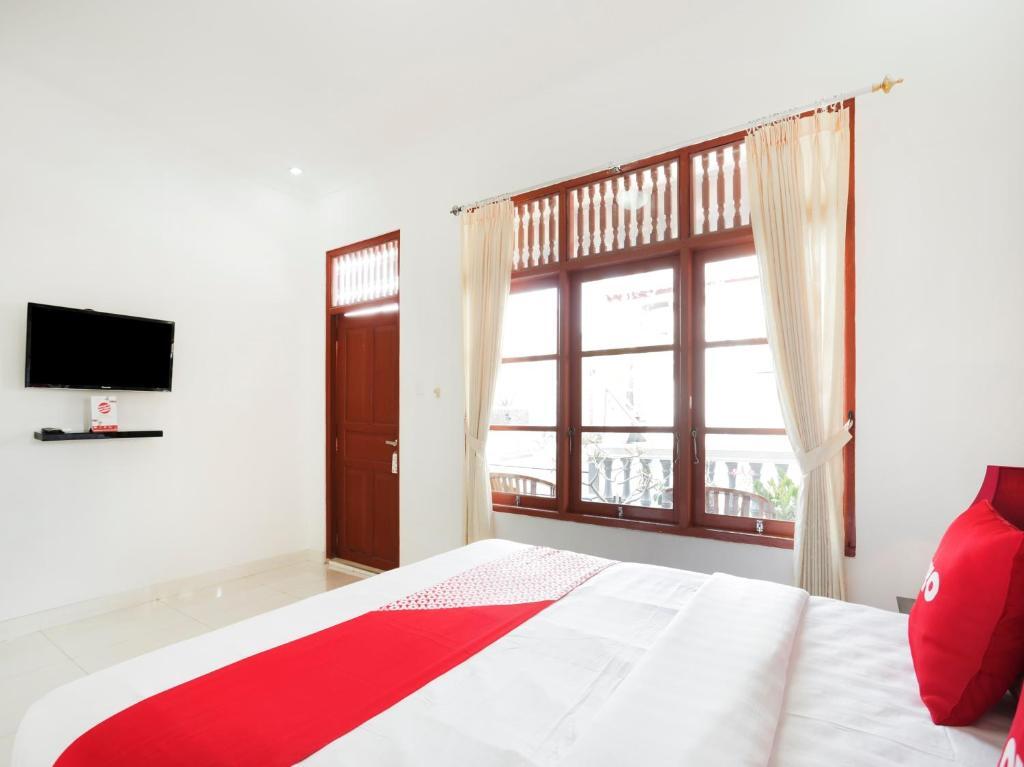 Кута: OYO 4003 Ceria Guesthouse SeminyakNearSeminyak Beach