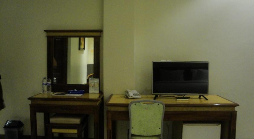 Купанг: Sylvia Hotel Budget Kupang