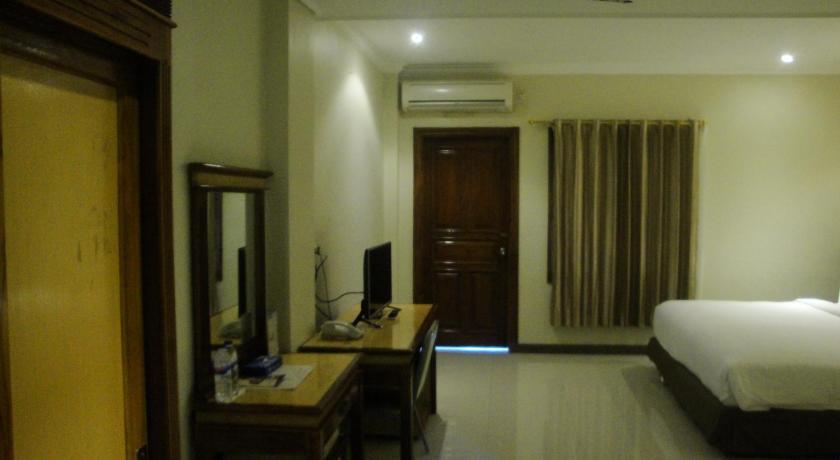 Купанг: Sylvia Hotel Budget Kupang