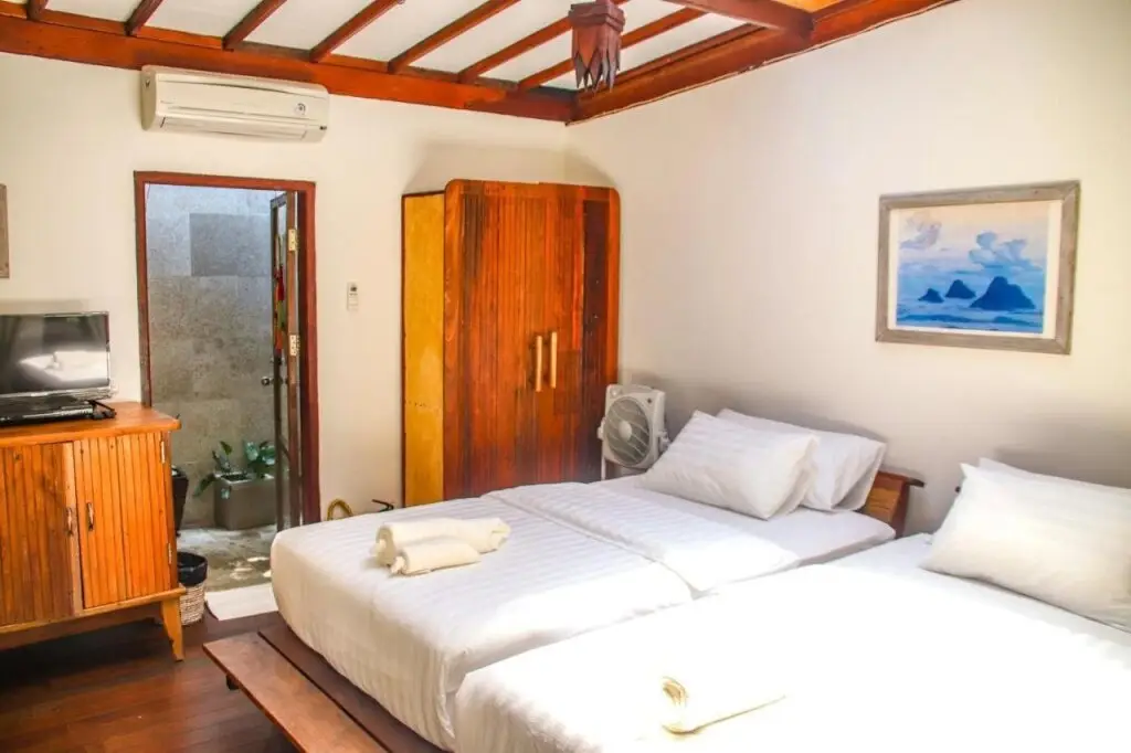 Гили Траванган: Serene Beach Villa
