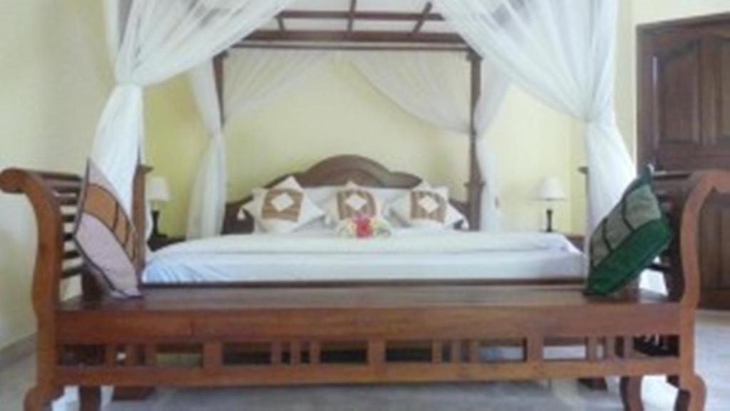 Пурвакерти: Coral Bay Bungalows Amed Bali