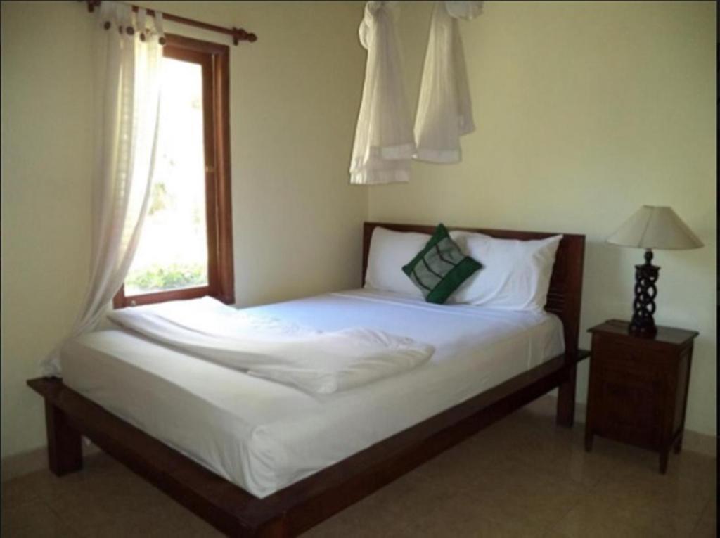 Пурвакерти: Coral Bay Bungalows Amed Bali