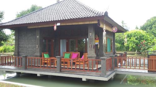 Селемадег: Natural 1 Bedroom lodge - Balian Beach