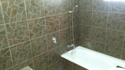 Селемадег: Natural 1 Bedroom lodge - Balian Beach