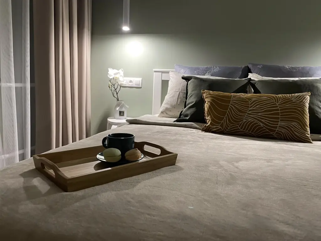 Красноярск: Апартаменты Argentum Home Авиаторов 64
