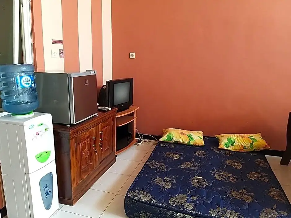 Бату: Ken's Villa 8
