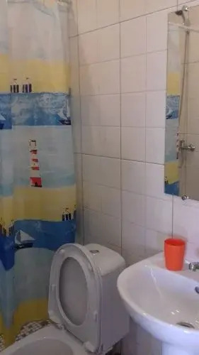 Кучугуры: Argo Guest House