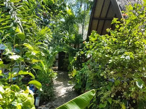 Гили Аир: Zipp Bar Restaurant & Bungalows