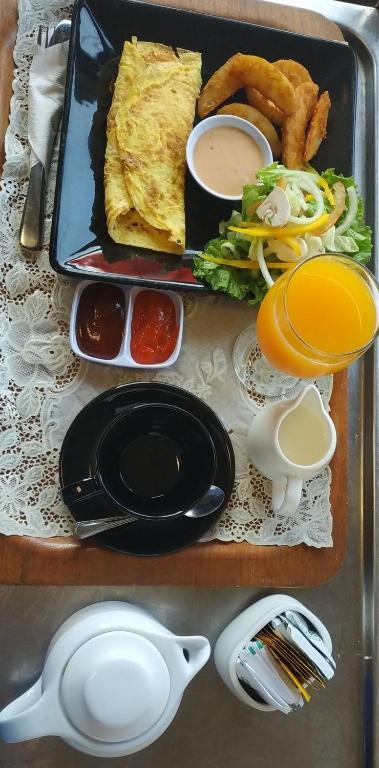 Джакарта: Roosseno Plaza Serviced Apartment