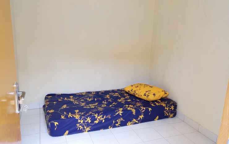Депок: Janti Transit Room Syariah