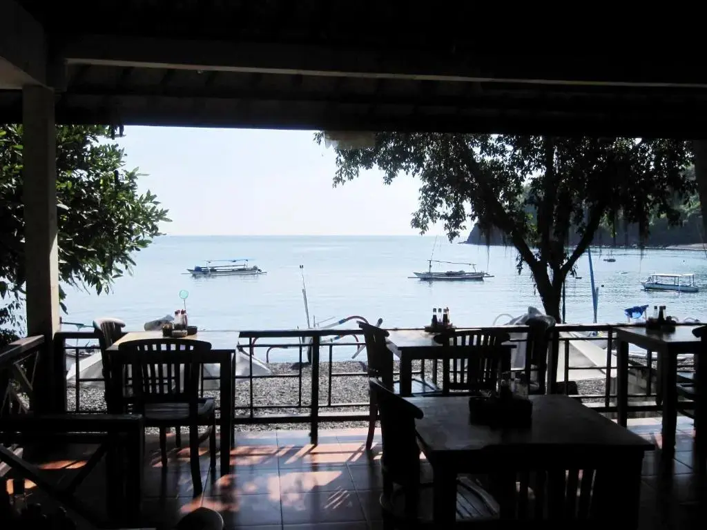 Пурвакерти: Galang Kangin Bungalows 2