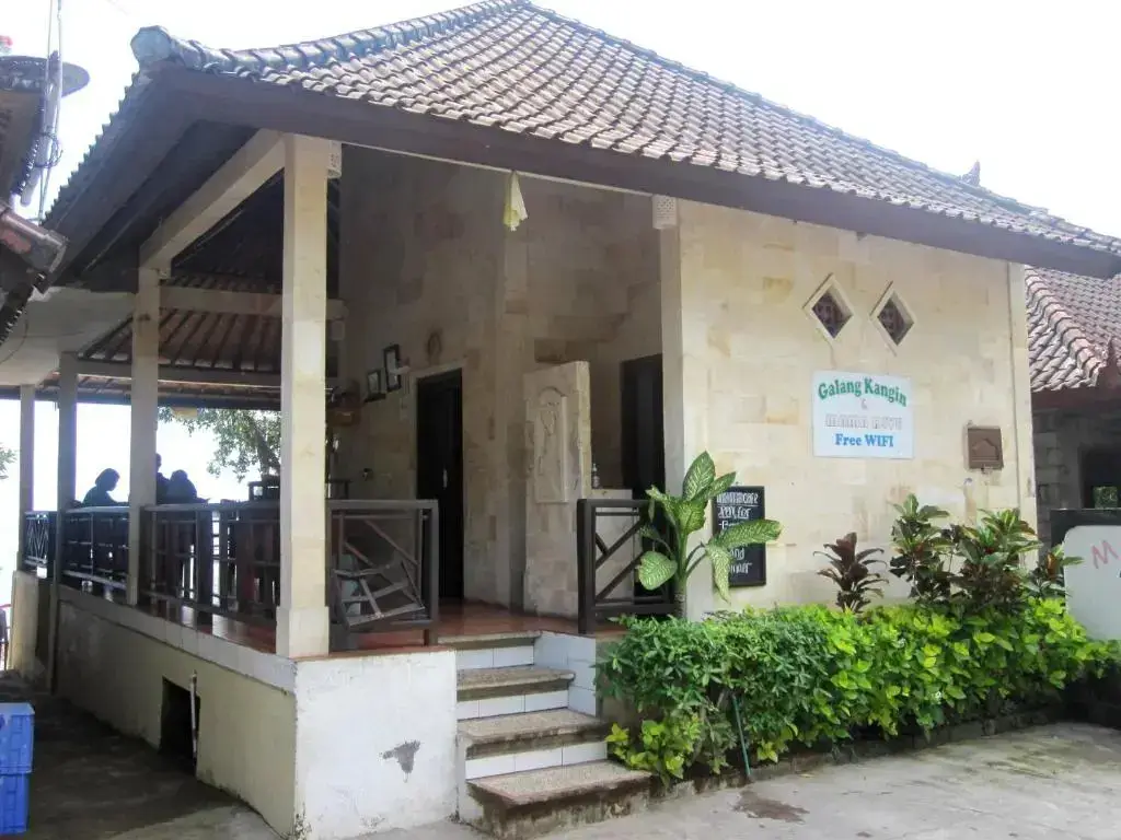 Пурвакерти: Galang Kangin Bungalows 2