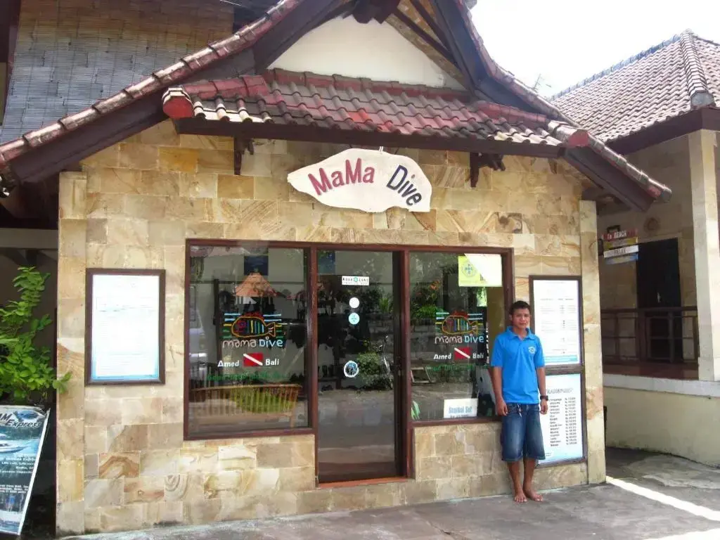 Пурвакерти: Galang Kangin Bungalows 2