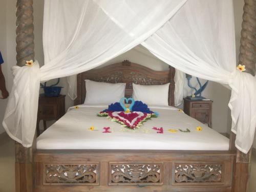 Темукус: Sing Sing Resort Lovina
