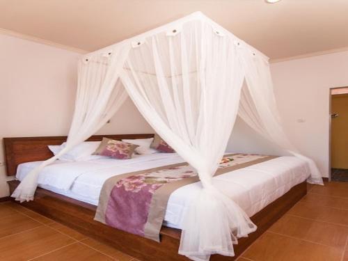 Остров Ченинган: Yellow Bridge Guest House