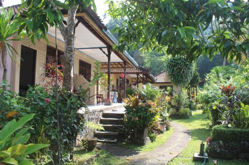 Абаби: Rijasa Homestay