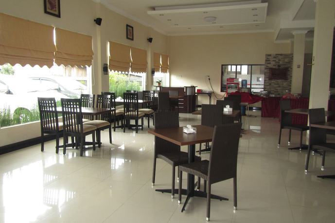 Рутенг: Hotel Sindha